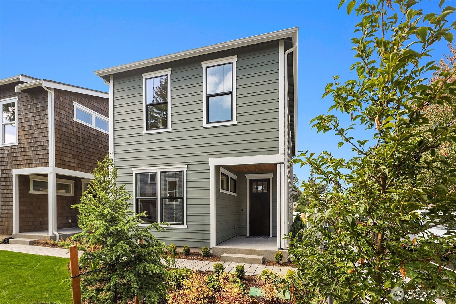 Property Photo:  12507 NE 94th Street  WA 98033 