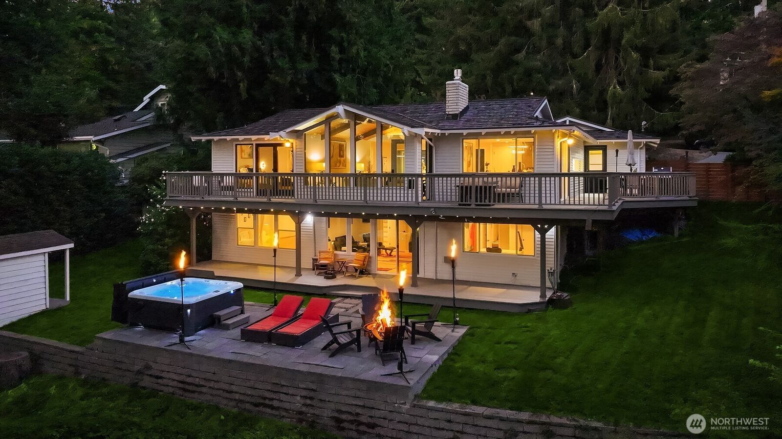 Property Photo: 2911 198th Avenue SE WA 98075
