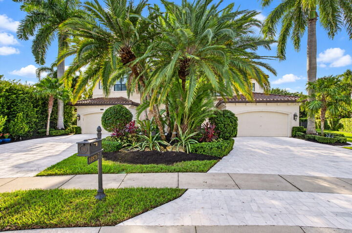 Property Photo:  16876 Crown Bridge Drive  FL 33446 