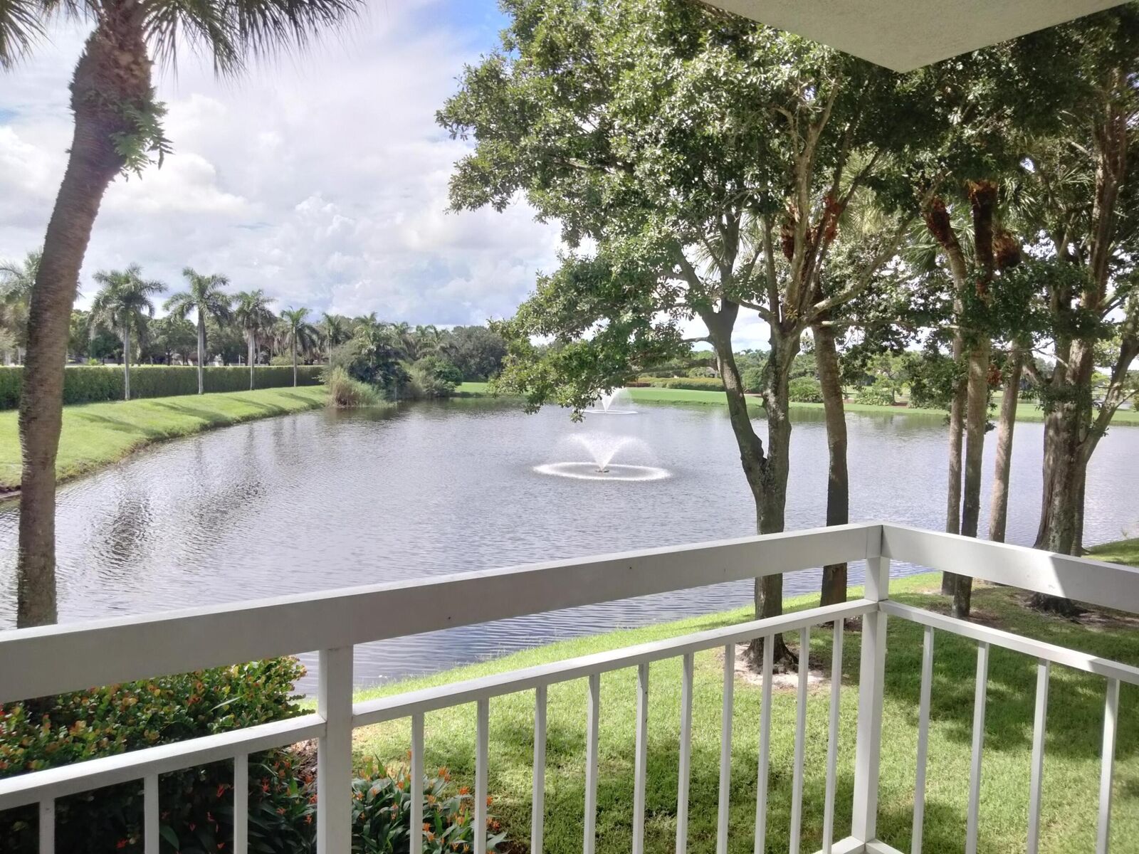 Property Photo:  2401 Village Boulevard 202  FL 33409 