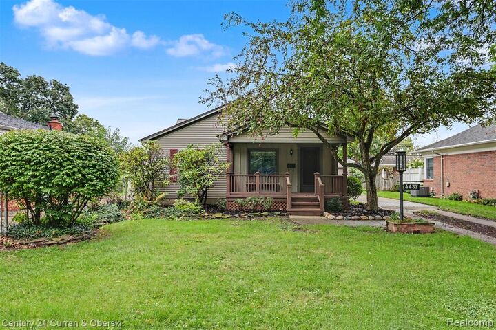 Property Photo: 4437 Merrick Street MI 48125