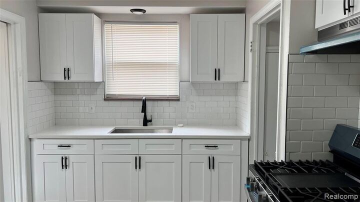 Property Photo:  19751 Ardmore Street  MI 48235 