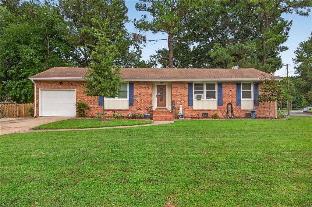Property Photo:  3680 Deerfield Dr  VA 23435 