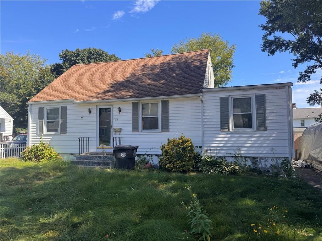 Property Photo:  13 Colonial Way  RI 02893 