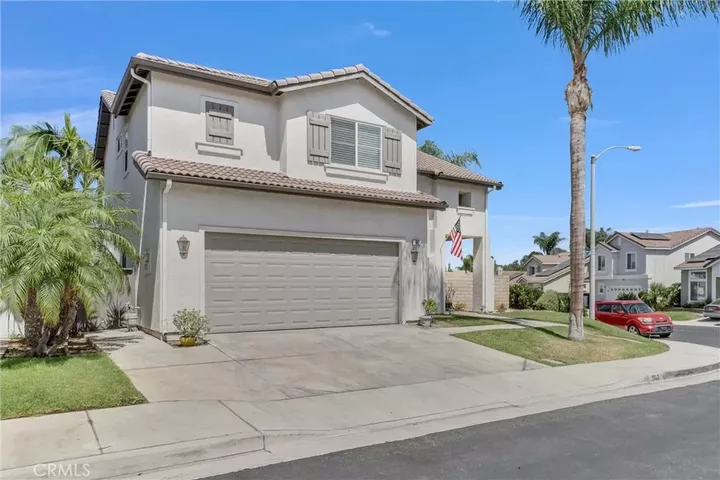 Property Photo:  962 Redtail  CA 92879 