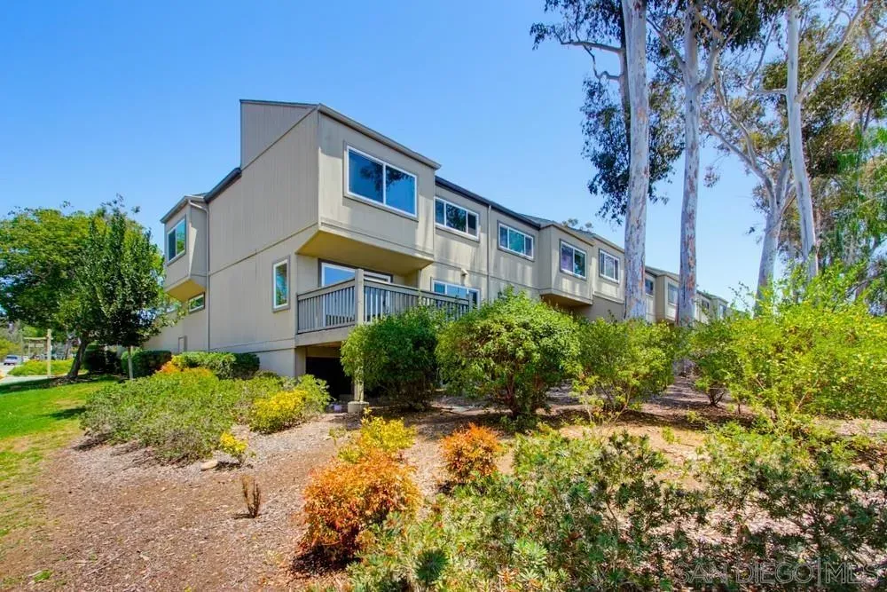 Property Photo:  10503 Caminito Memosac  CA 92131 