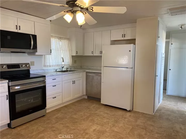 Property Photo:  5450 Almond  CA 93465 