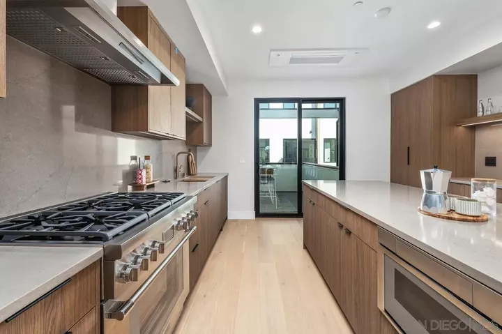 Property Photo: 4220 Tonopah Ave CA 92110