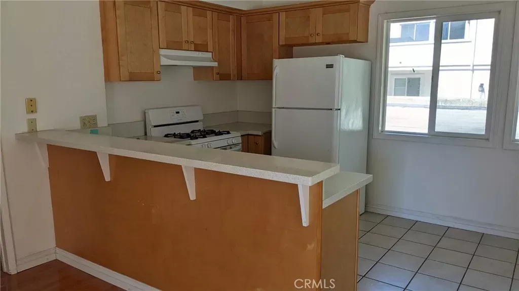 Property Photo:  208 N Catalina  CA 90277 