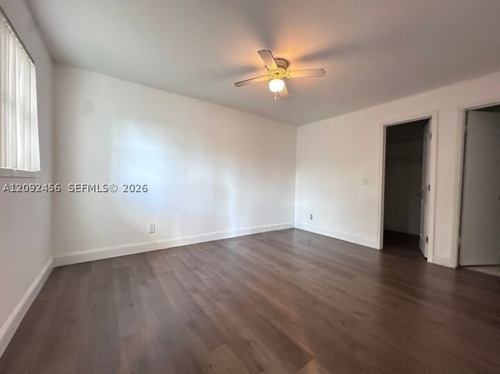 Property Photo: 3930 NW 87th Ave 3930 FL 33351