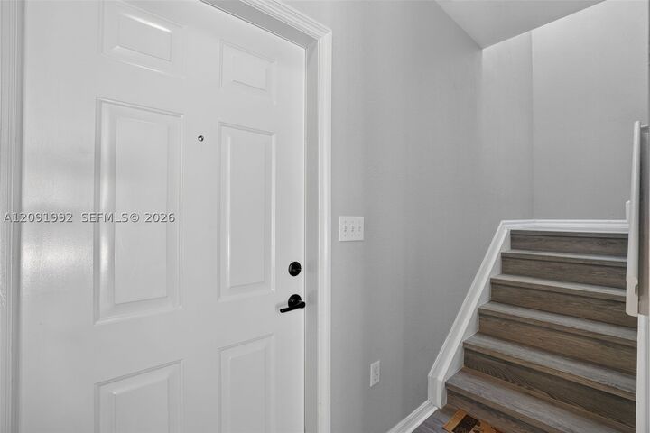 Property Photo: 751 SE 2nd St 751 FL 33030
