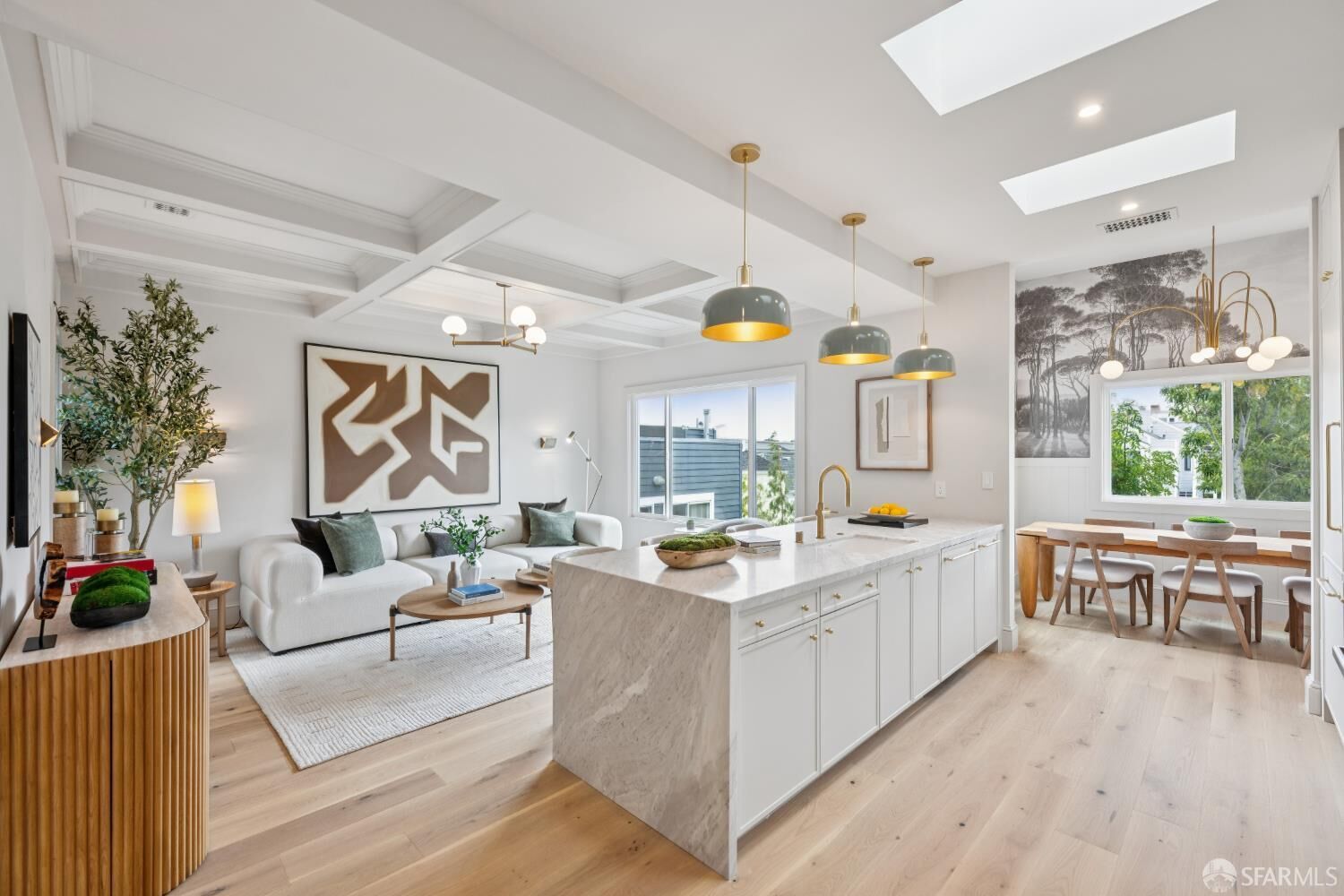 Property Photo:  2069 Ofarrell Street  CA 94115 