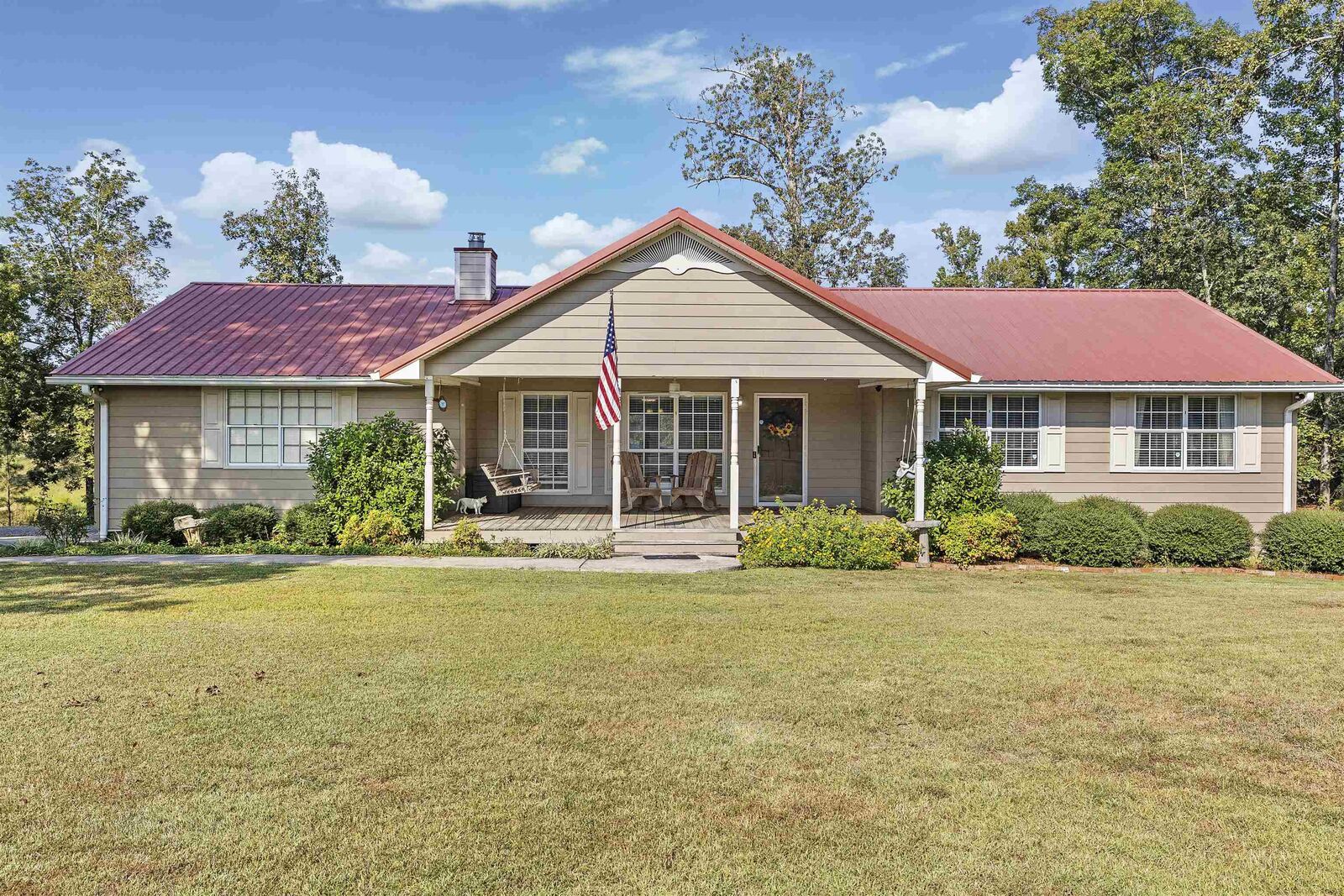 Property Photo: 696 Co Rd 108 AL 35033