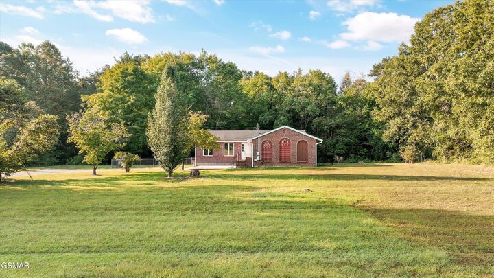 Property Photo: 204 New Center Road TN 37876