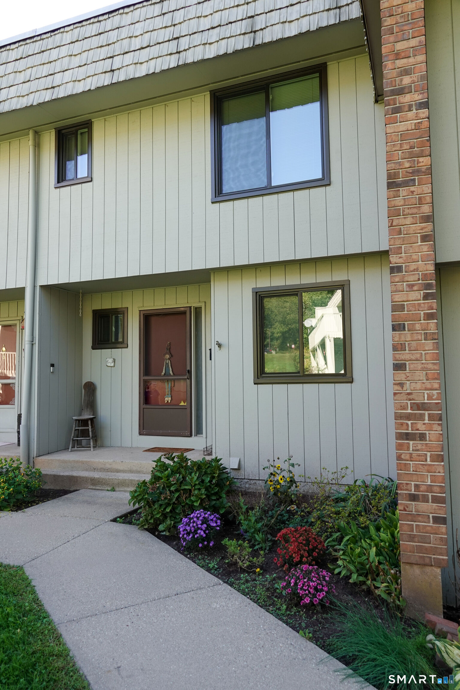 Property Photo:  14 Cheryl Court 51B  CT 06416 