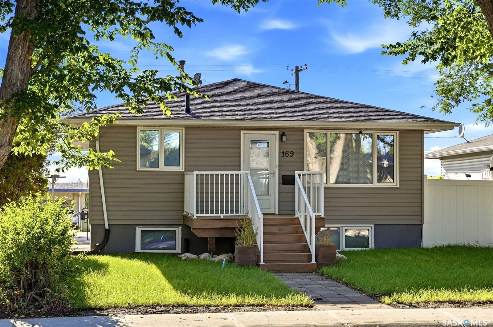 Property Photo: 169 Froom Crescent SK S4N 1S9