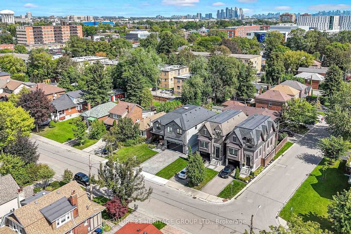Property Photo:  99 Twenty Seventh Street  ON M8W 2X6 