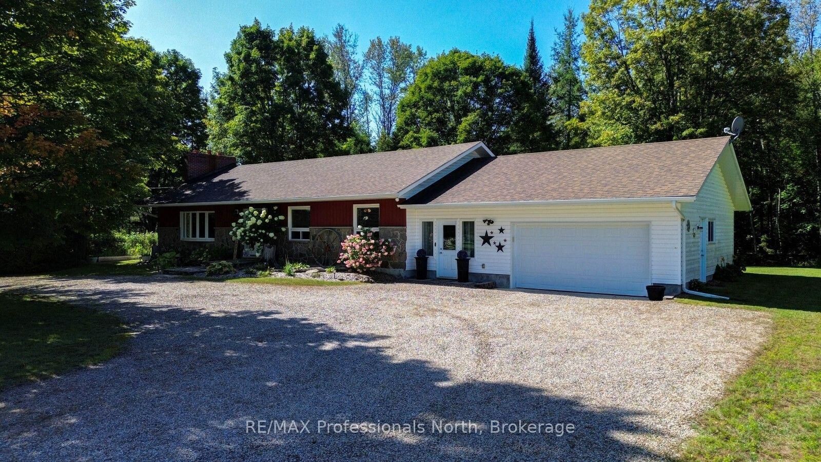 Property Photo:  1017 Clement Lake Road  ON K0L 3C0 