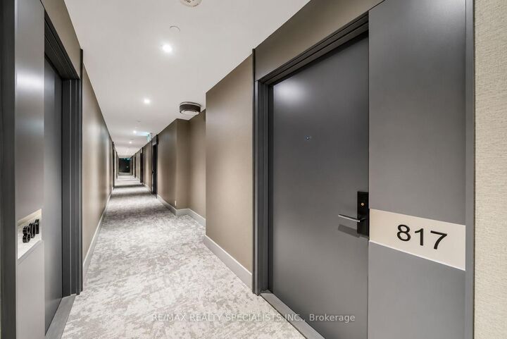Property Photo:  285 Dufferin Street 817  ON M6K 1Z7 