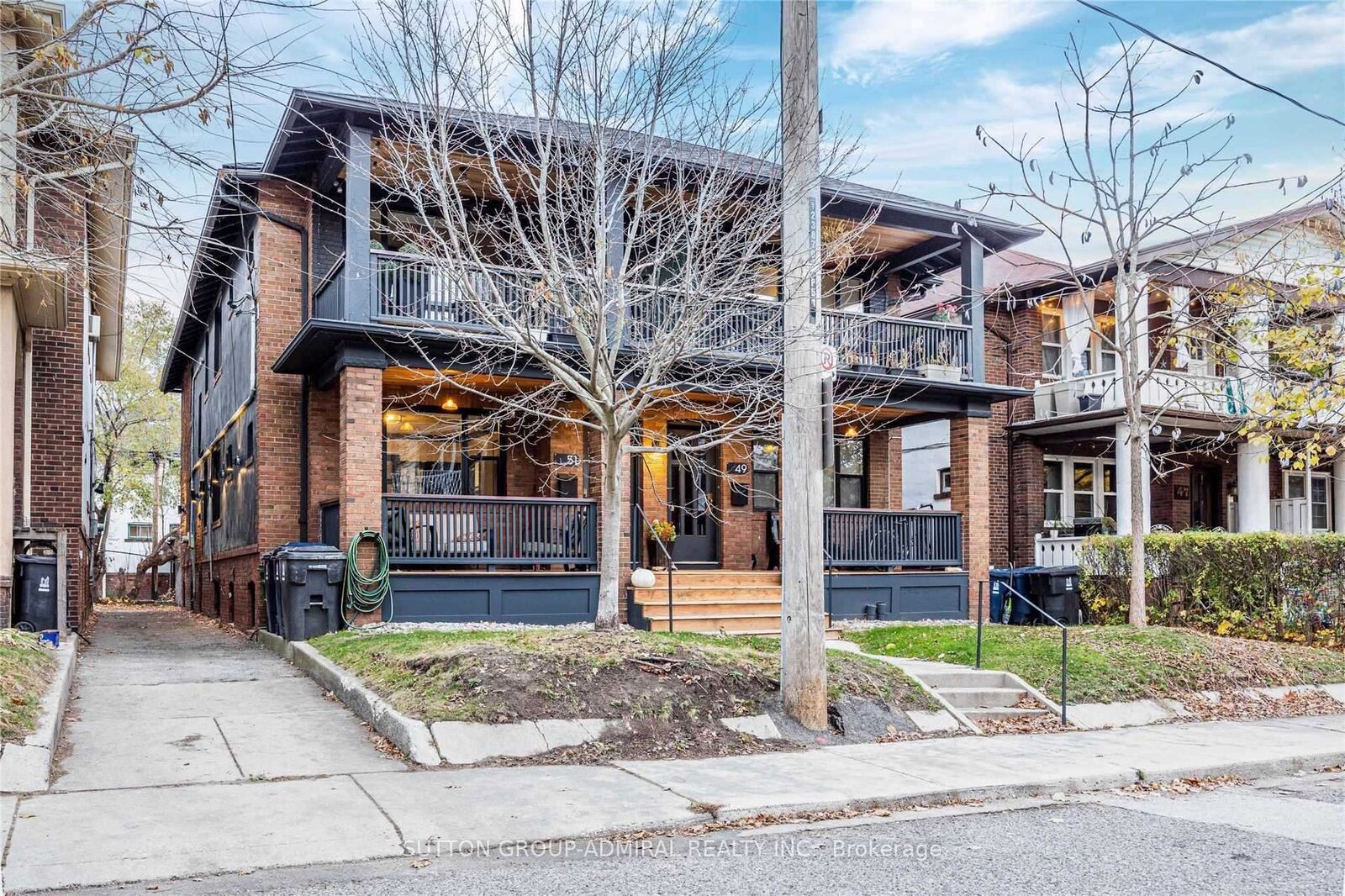 Property Photo: 51 Wineva Avenue Upper ON M4E 2T1