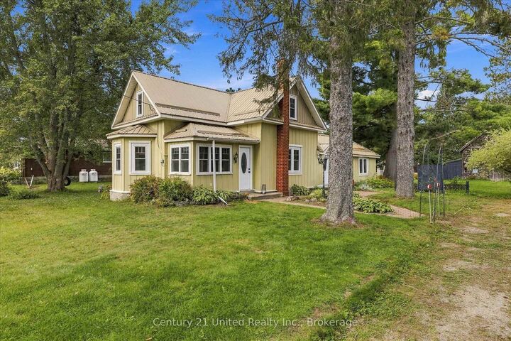 Property Photo:  164 Hillside Drive  ON K0M 1C0 