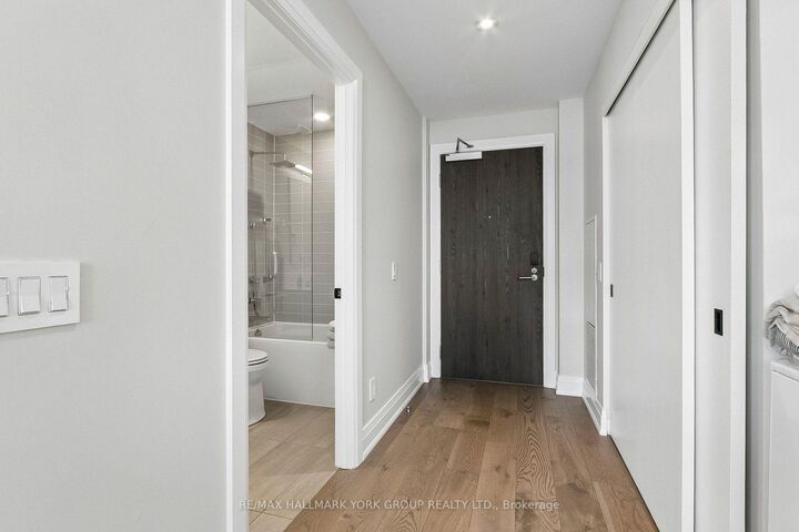 Property Photo: 20 Lombard Street Uph01 ON M5C 0A7