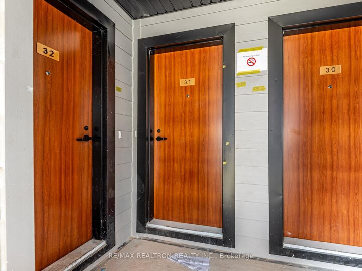 Property Photo: 117 Marydale Avenue 31 ON L3S 0E3