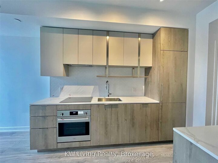 Property Photo:  15 Holmes Avenue 706  ON M2N 0L4 