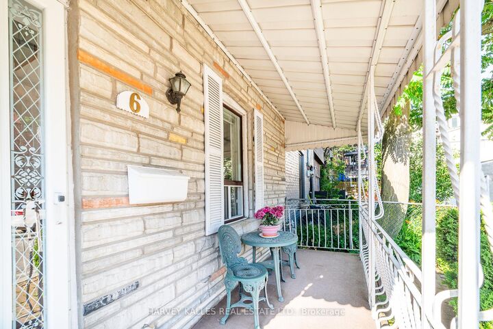 Property Photo: 6 Crocker Avenue ON M6J 1K5