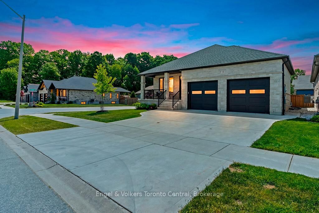 Property Photo:  515 4th Street W  ON N4K 0E4 