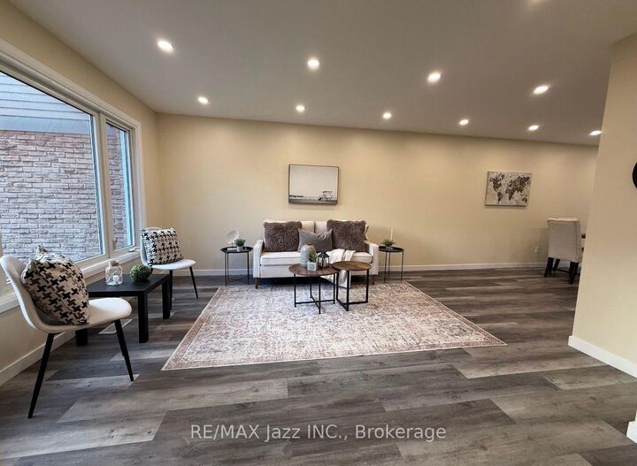 Property Photo:  1293 Ludlow Court  ON L1G 7K5 