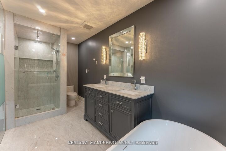 Property Photo:  49 Roxaline Street  ON M9P 2Z1 