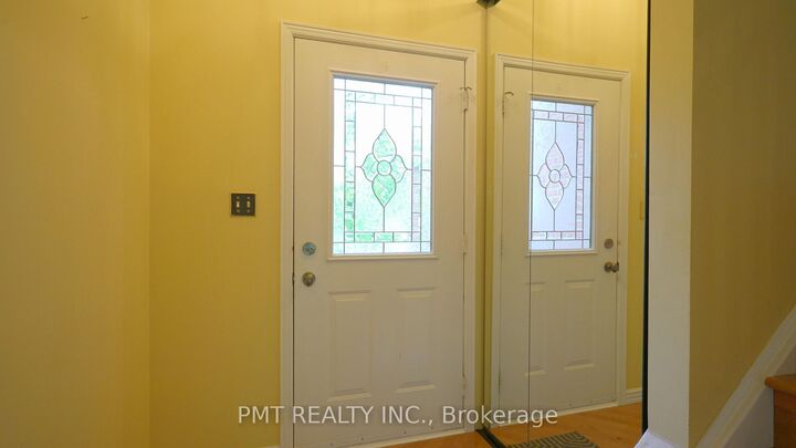 Property Photo:  245 Bishop Street S 22  ON N3H 5N2 