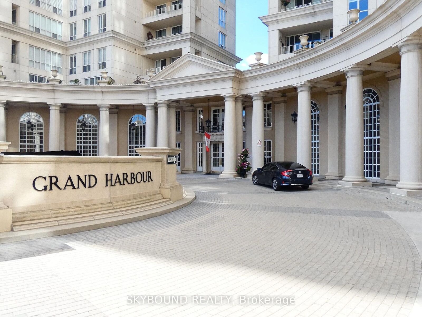 Property Photo:  2285 Lake Shore Boulevard W 411  ON M8V 3X9 
