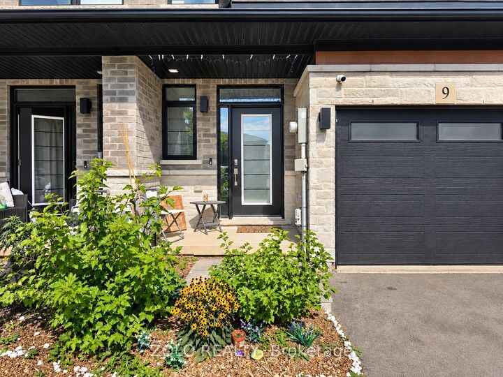 Property Photo:  461 Blackburn Drive 9  ON N3T 0W9 