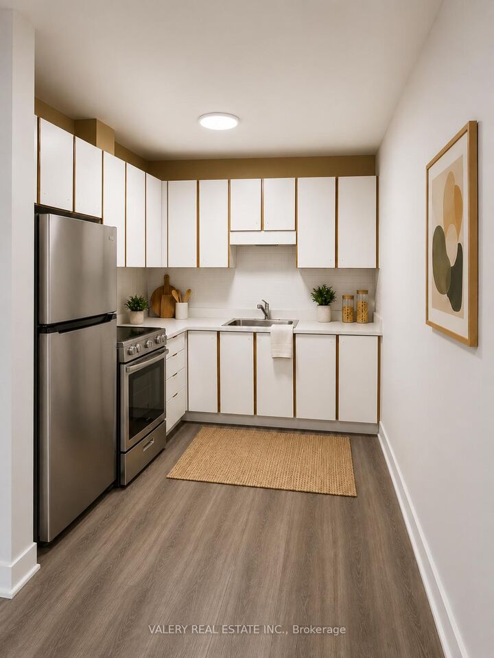 Property Photo:  1123 Queenston Road 303  ON N3H 3L1 