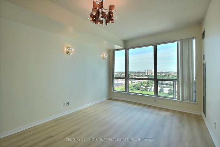 Property Photo:  8 Lee Centre Drive 1701  ON M1H 3H8 