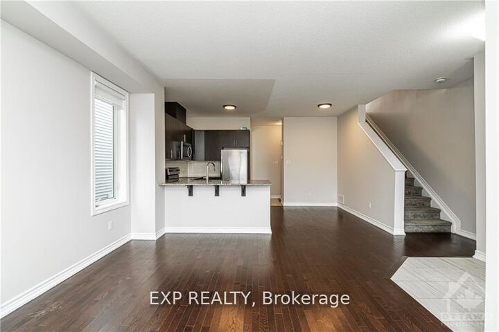 Property Photo:  1156 Chapman Mills Drive  ON K2J 6T6 