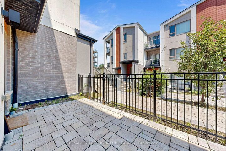 Property Photo:  60 Orchid Place Drive 11  ON M1B 0C4 