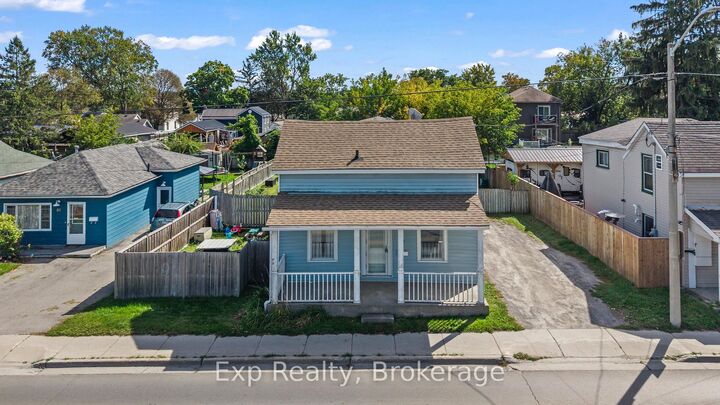 Property Photo:  79 College Street E  ON K8P 2E8 