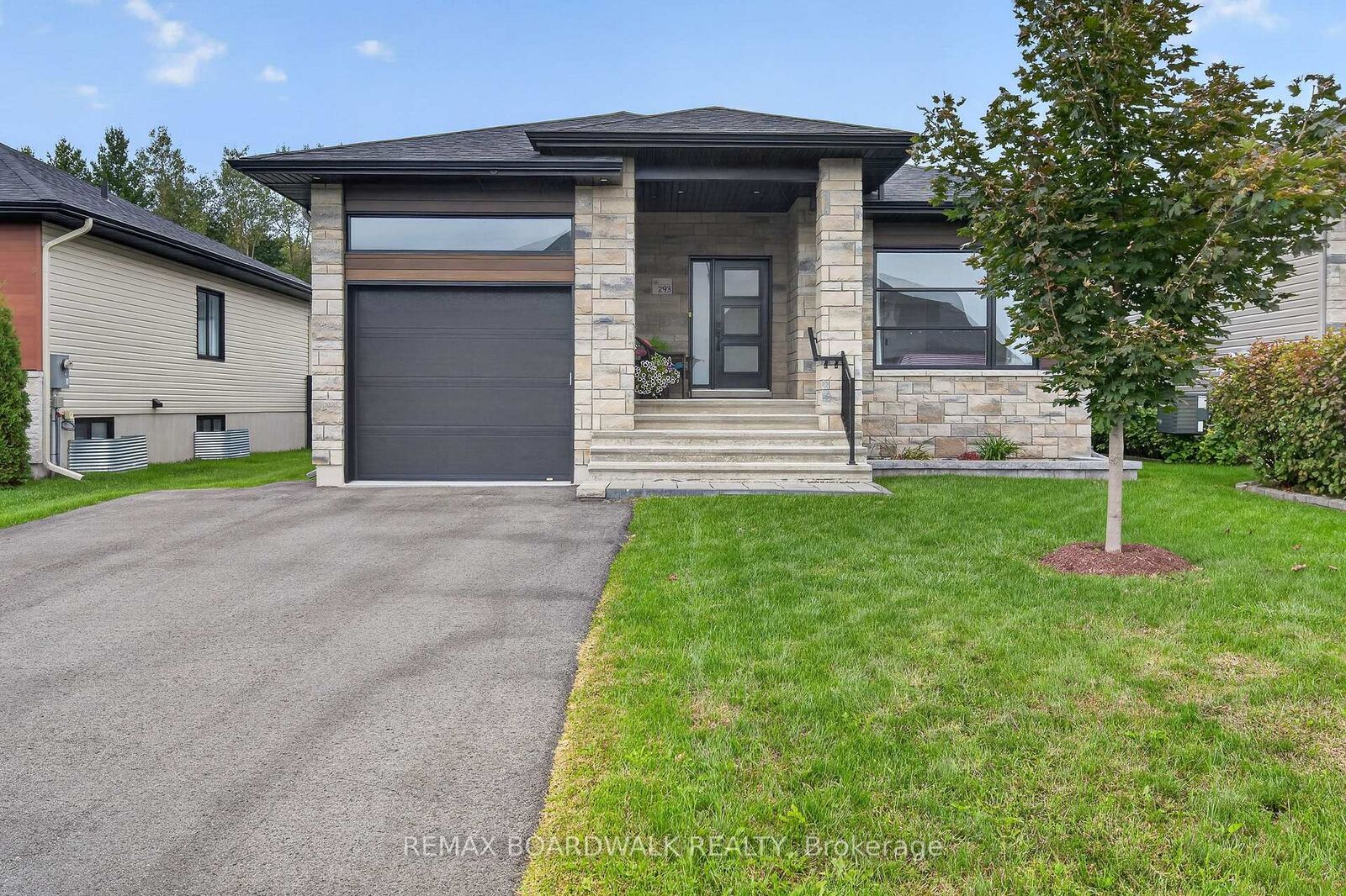 Property Photo: 293 Nature Street ON K0A 1M0