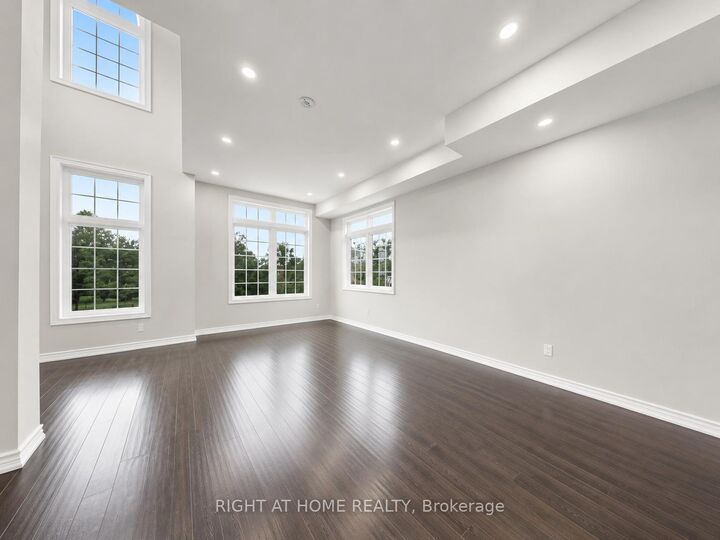 Property Photo:  637 Simcoe Street  ON L0K 1A0 