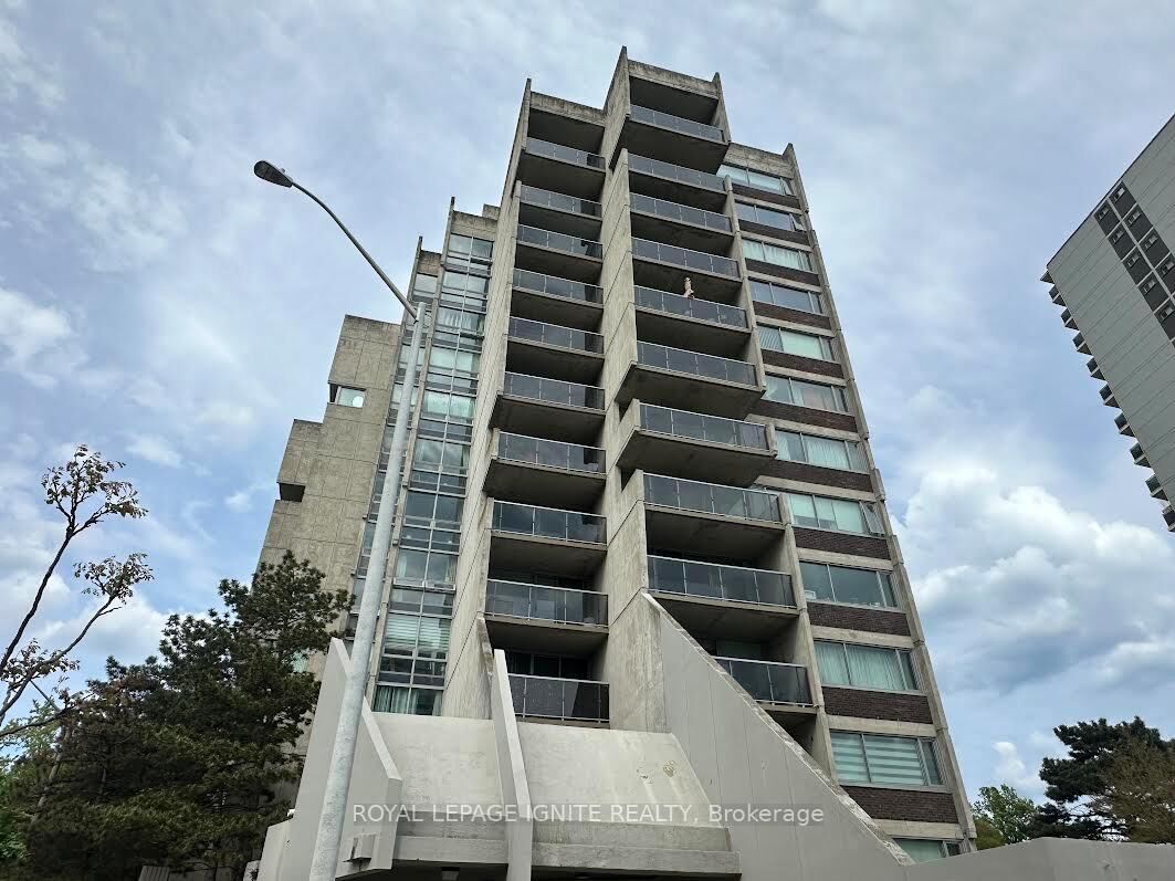 Property Photo:  20 Speers Road 407  ON L6K 3R5 