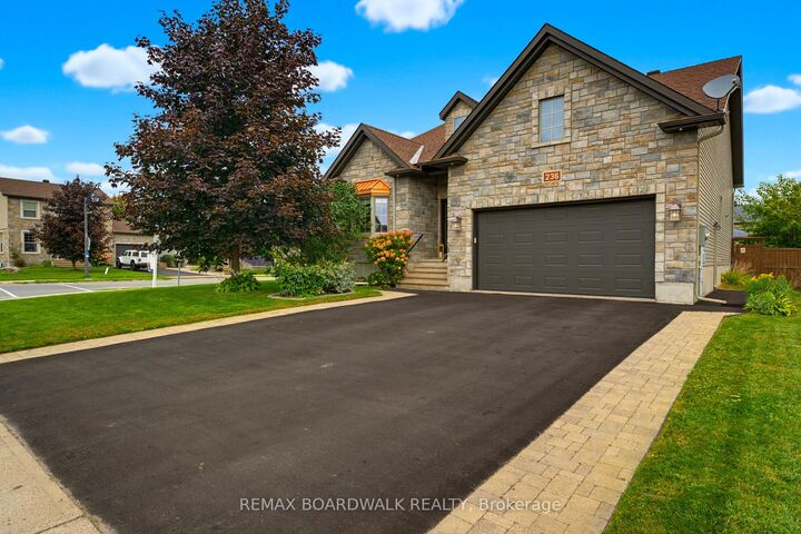 Property Photo:  236 Sterling Avenue  ON K4K 0G8 