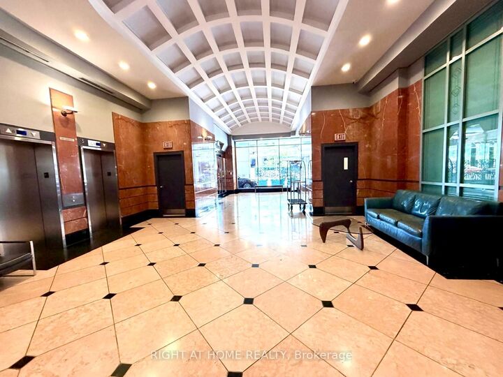 Property Photo:  10 Queens Quay W 1712  ON M5J 2R9 