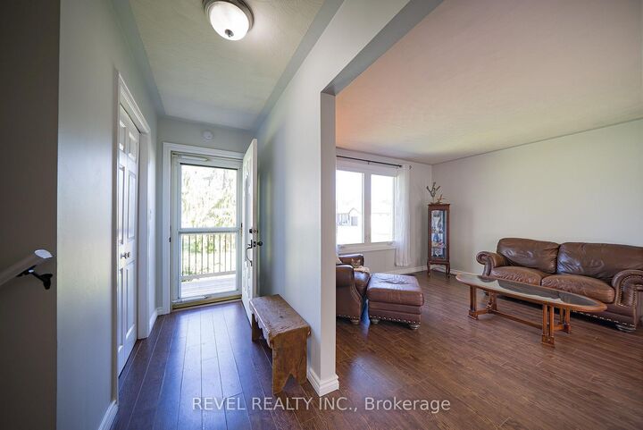 Property Photo:  218 Mechanic Street W  ON N0E 1Y0 