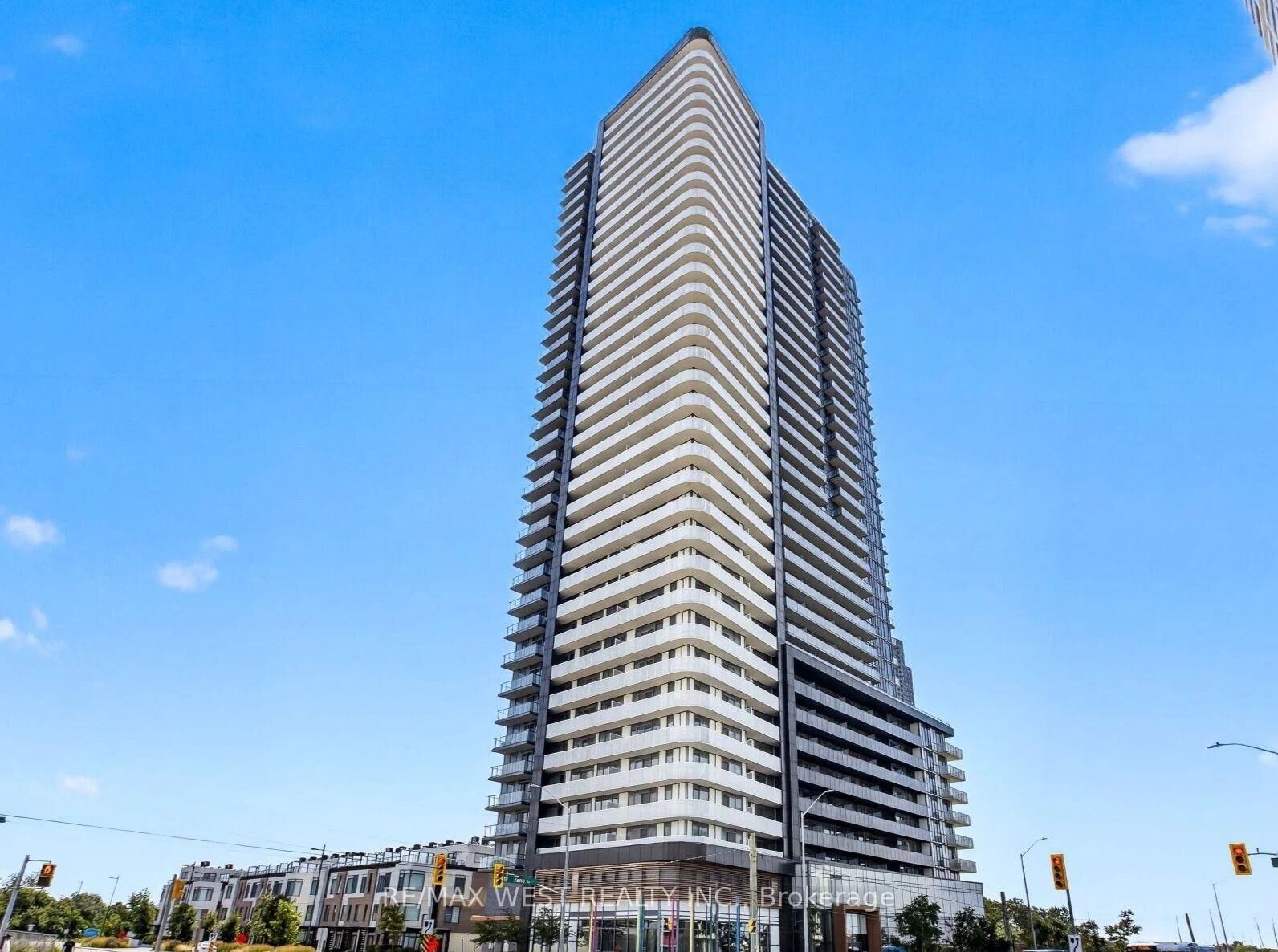 Property Photo:  7895 Jane Street 3610  ON L4K 0K2 