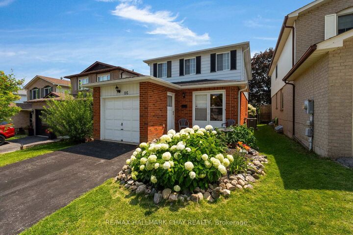 Property Photo:  86 Trillium Crescent  ON L4N 5K3 
