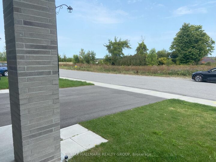 Property Photo:  178 Rathwell Street  ON K7C 0H9 
