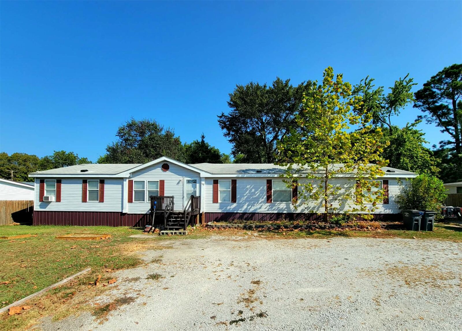 Property Photo:  302 E Schley Street  OK 74962 